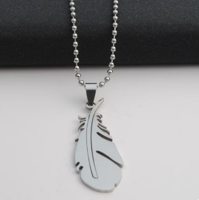 Picture of Sterling New Peacock Feather Necklace For Men - Silver