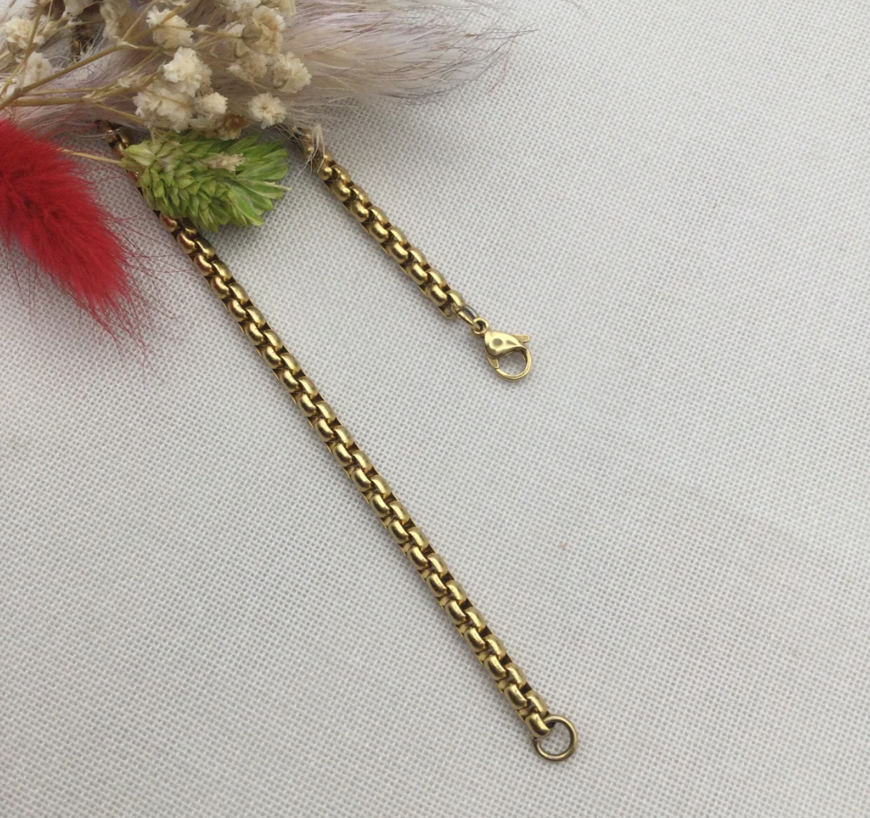 Picture of Box Chain Necklace Solid New Fashion Chain For Men - Golden-m