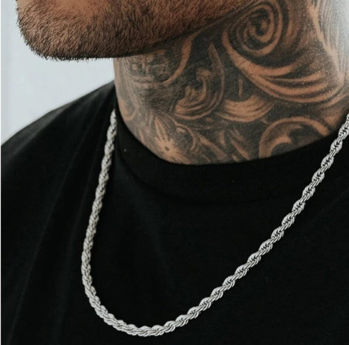 Picture of Men Stainless Steel New Round Rofe Chain Necklace - Silver-m