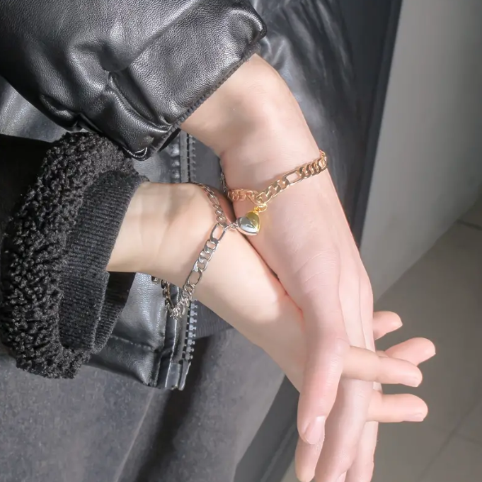 Picture of Bracelets   Magnet  Lovers Stone Beads