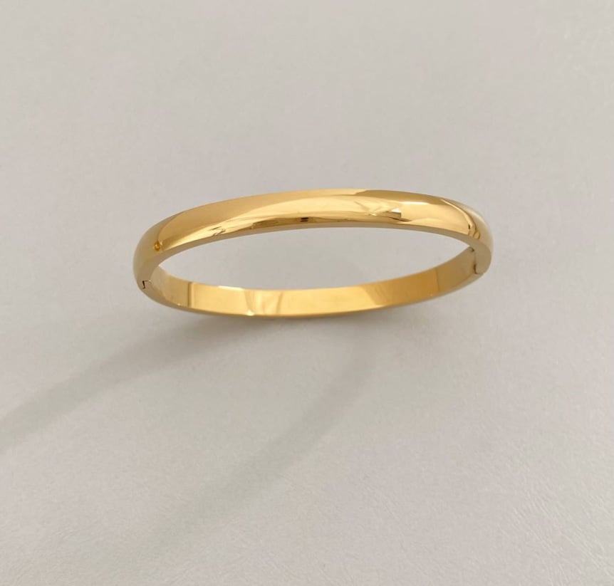 Picture of Men's Stainless Steel Round Bracelet Cuff Bracelet For Men - Gold