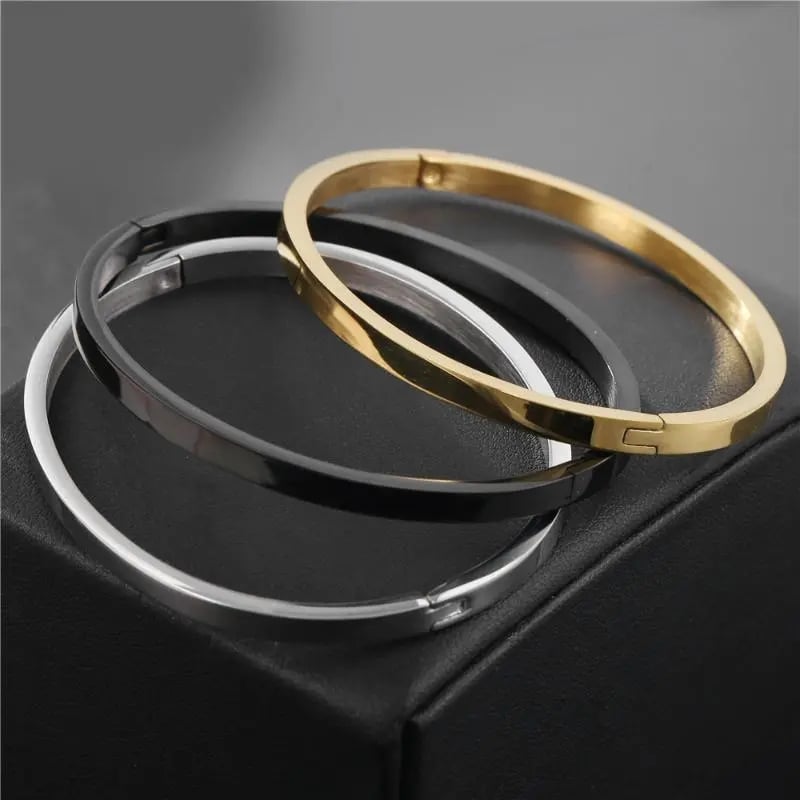 Picture of Black Fashionable Round Cuff Bracelet For Men - Black
