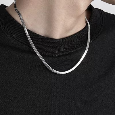 Picture of Stainless Steel Fashionable Flat Snake Necklace Men - Silver