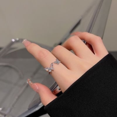 Picture of Korean Fashion Super Fairy Shiny Zircon Crystal Butterfly Rings for Women Girls - Silver