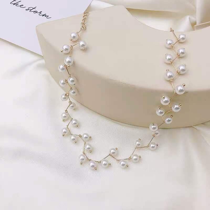 Picture of Korean stylish Girls Pearls Necklace For Woman - Gold