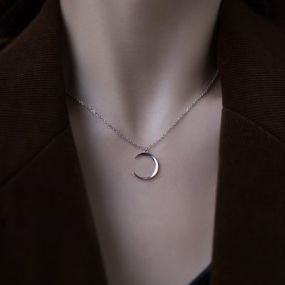 Picture of Moon Necklaces Stylish For Women - Silver
