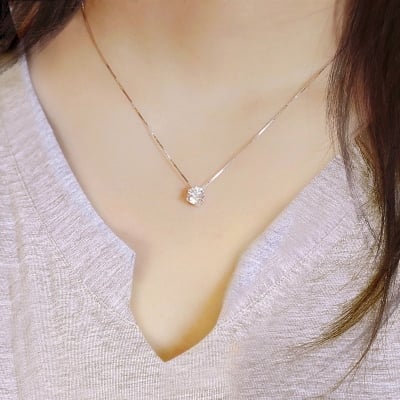 Picture of Simple Luxury Cut Zircon Necklace Minimalist Zircon Jewelry Necklace