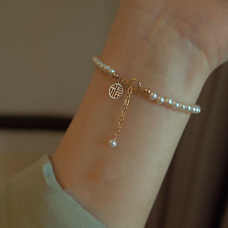 Picture of Summer Wear Imitation Beads Pearl Bracelet Jewelry For Women - White