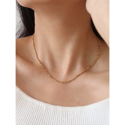 Picture of Fashionable New Rofe Necklace-FashionAble Chain For Women - Gold