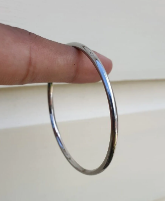 Picture of Stainless Steel Silver Round Bracelet For Men - Silver