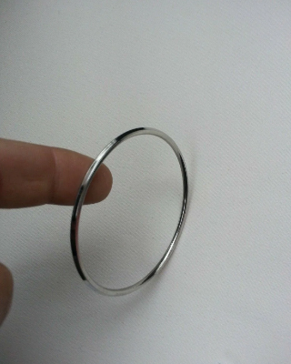 Picture of Thin Steel Fashionable Silver Bracelet For Men - Silver