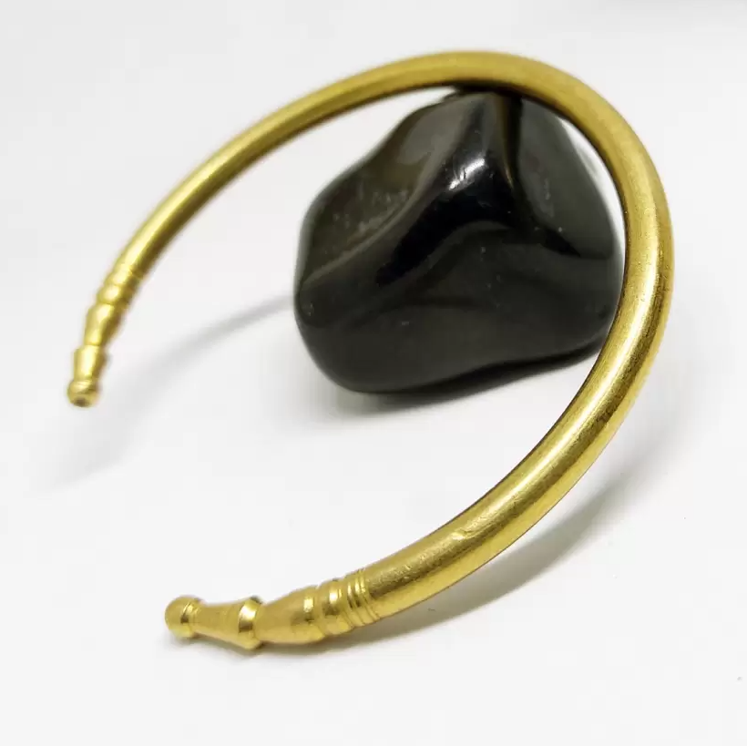 Picture of Kada Cuff Fashionable Bracelet For Men - Gold