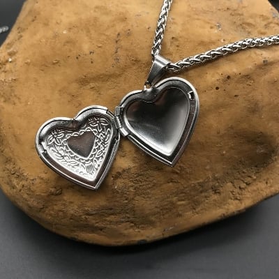Picture of Photo Frame Locket Heart Shaped Necklace For Women - Silver