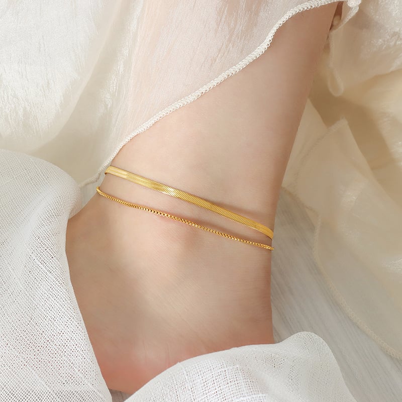 Picture of Stylish Foot Snake Chain Payel For Women's Anklet - Gold