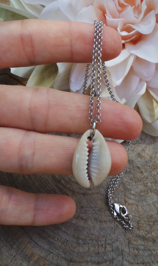 Picture of Necklace With Shamok Necklace Handmade Necklaces - Silver