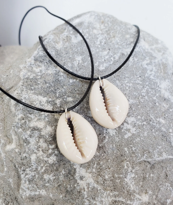 Picture of Shamok Necklace New for Girls Women - Black