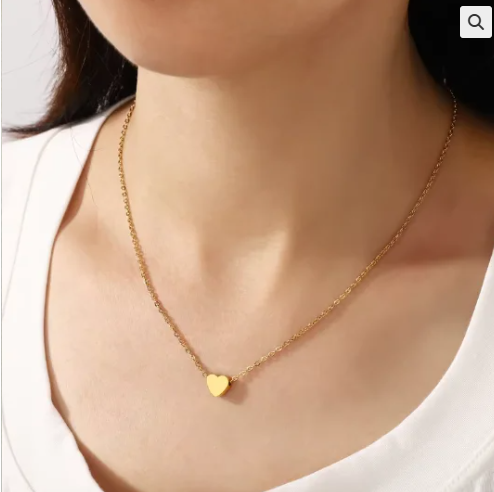 Picture of Fashion Good Quality Love Necklaces For Women - Gold