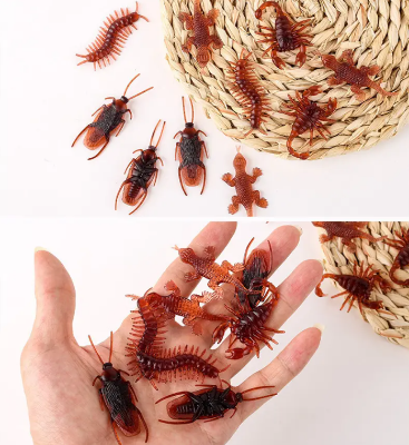 Picture of Simulation Plastic Cockroach Toy Realistic Insect Prank Funny Toys 4 PCS SET