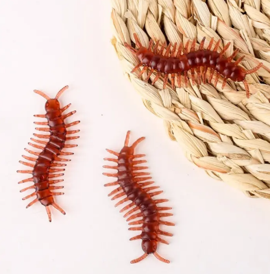 Picture of Simulation Plastic Cockroach Toy Realistic Insect Prank Funny Toys 4 PCS SET