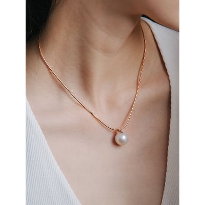 Picture of Fashionable Necklace for Girls And Women Elegant Jewelry Accessory - Locket
