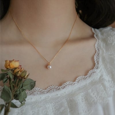Picture of Romantic Stainless Steel Parle New Necklaces For Women - Locket