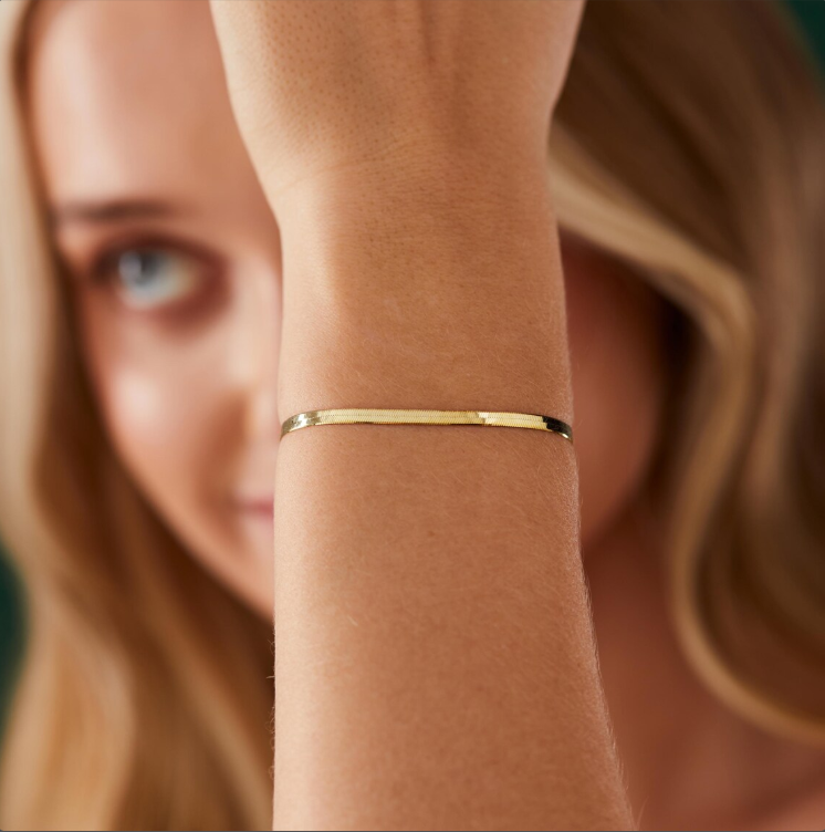 Picture of Fashion Gold Finish Chain Bracelet – Daily & Party Wear - Golden