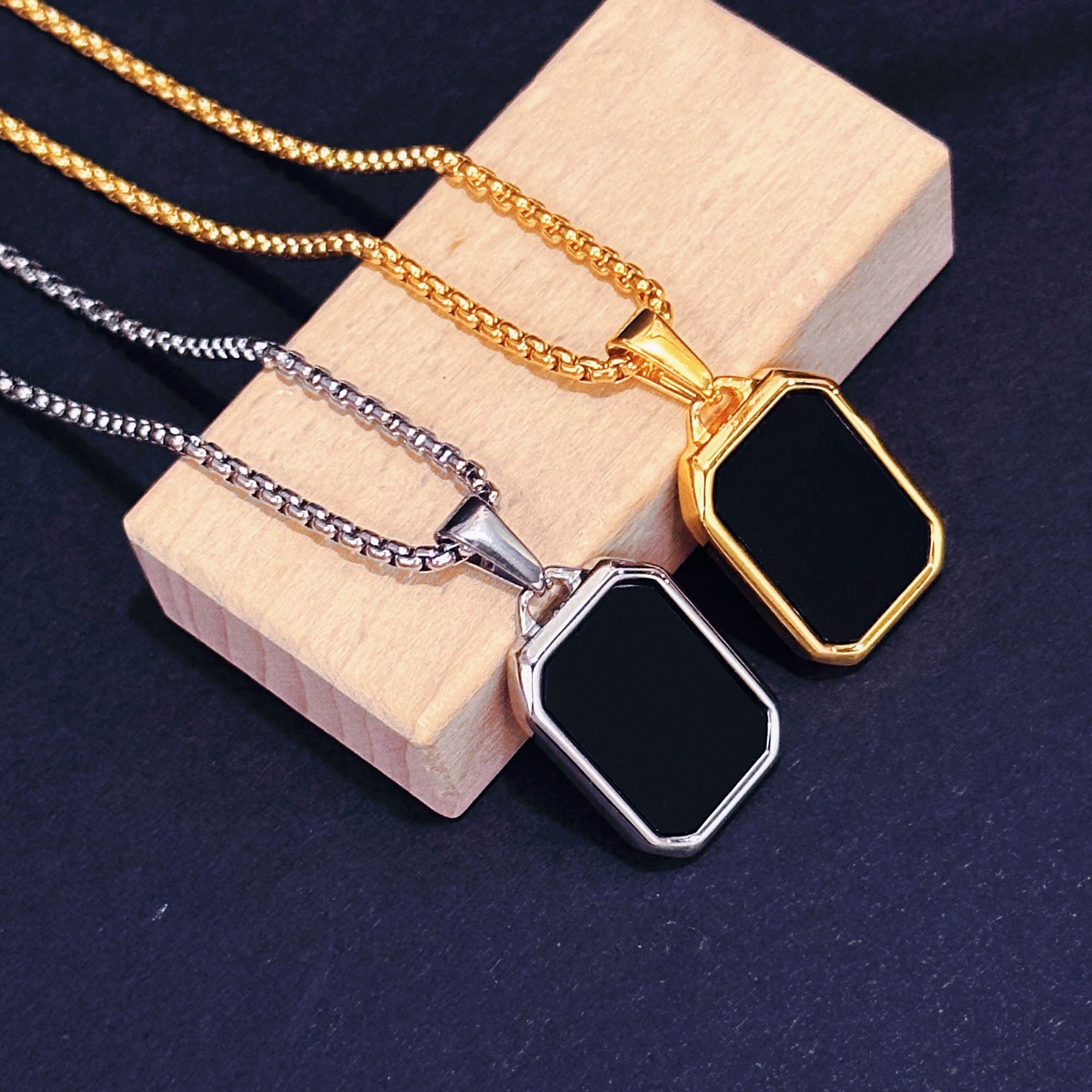 Picture of Men’s Hexagon Black Stone Pendant Necklace Stainless Steel Chain Fashion Jewelry