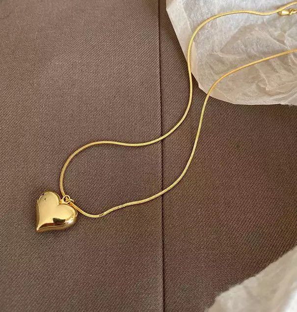 Picture of Stylish Golden Pendant Necklace for Girls & Women | Trendy Jewelry BD