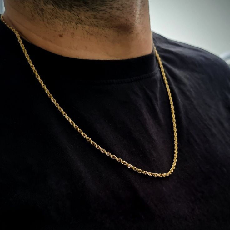 Picture of Elegant Stainless Steel Chain Necklace – Perfect Gift Item