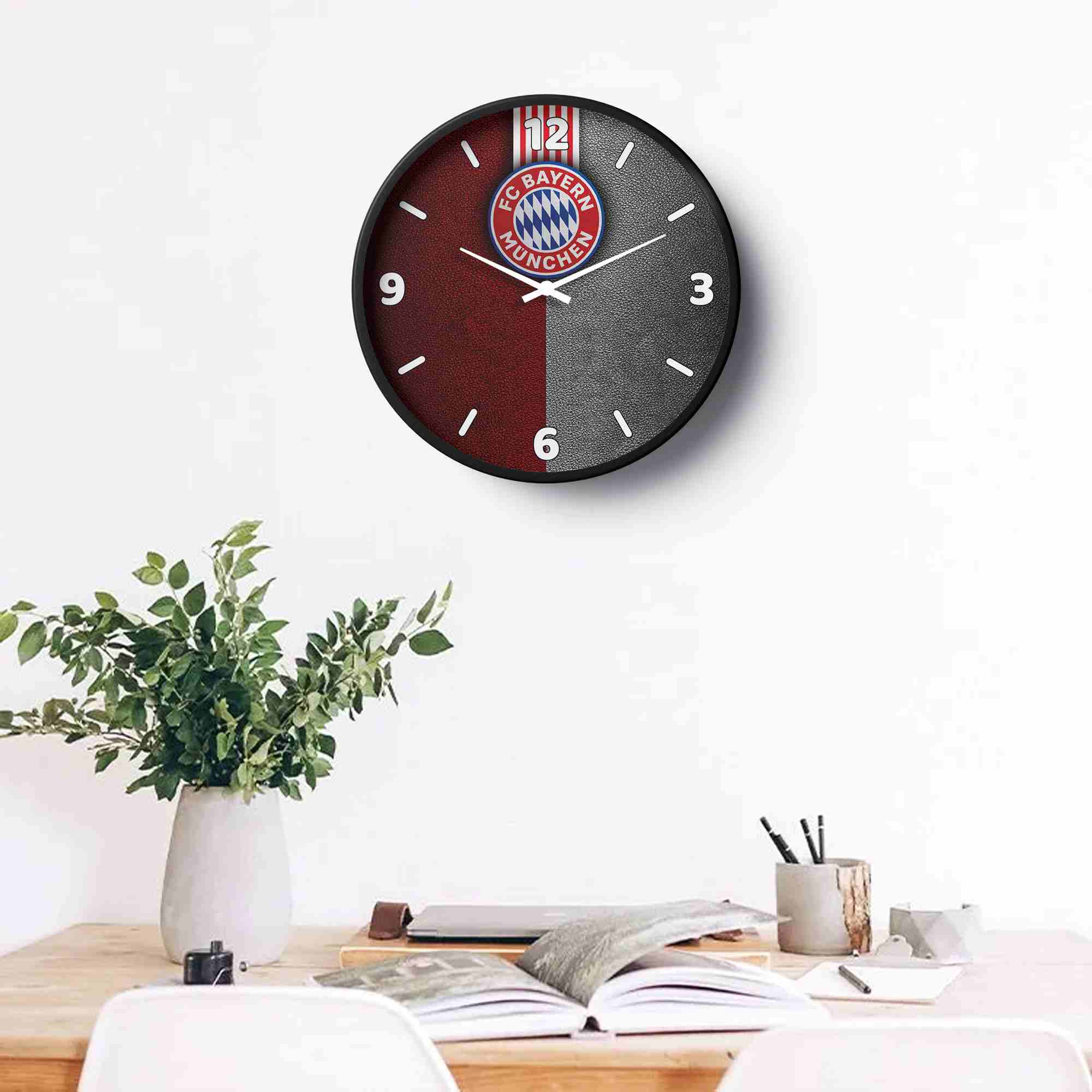 Picture of Sports Wall Clock Fc Bayern Munich Split Leather Edition Spt-0145