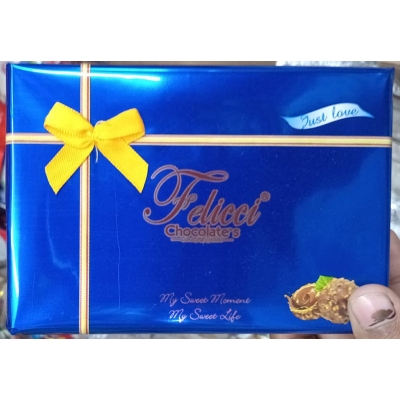 Picture of Vip Elicci  Chocolate 3 Clower 50g Love Box