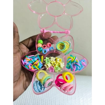 Picture of Band & Hair Clip Gift Combo Box for Girls