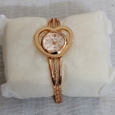 Picture of New Love Women Fashionable Wrist Watch+Box Free - Watch For Women - Watch.