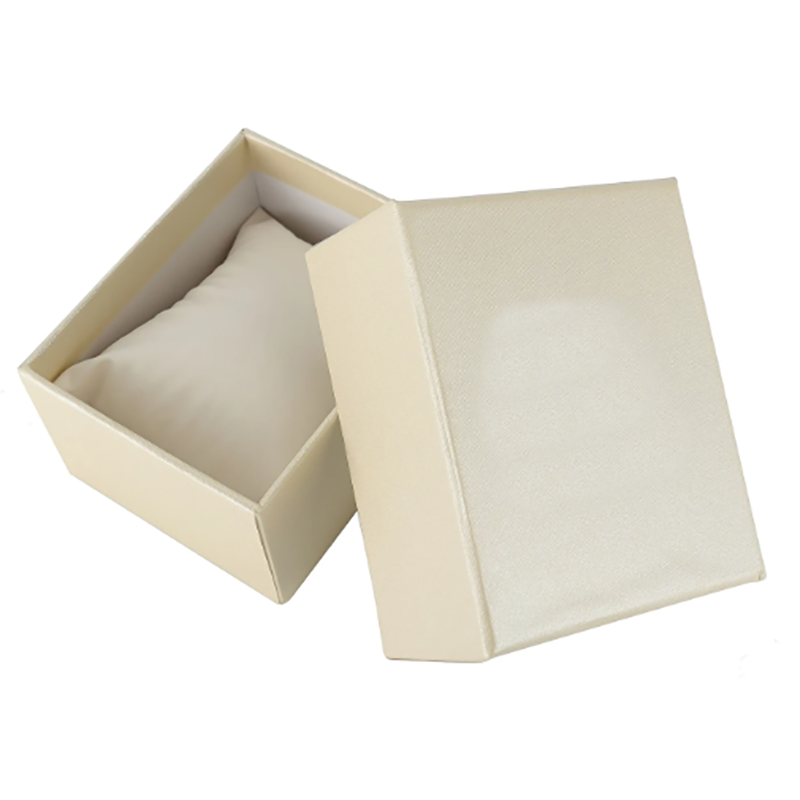 Picture of Beautiful Box For Watch White And Black
