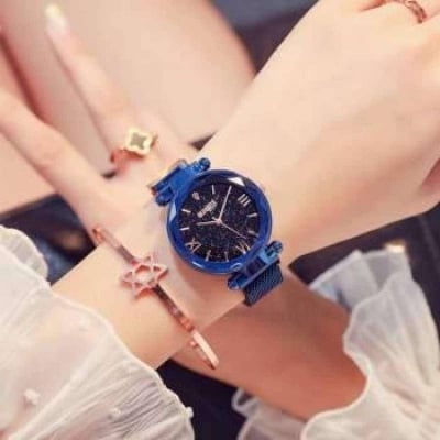 Picture of Dior Magnet Analog Watch For Women  - Watch For Women