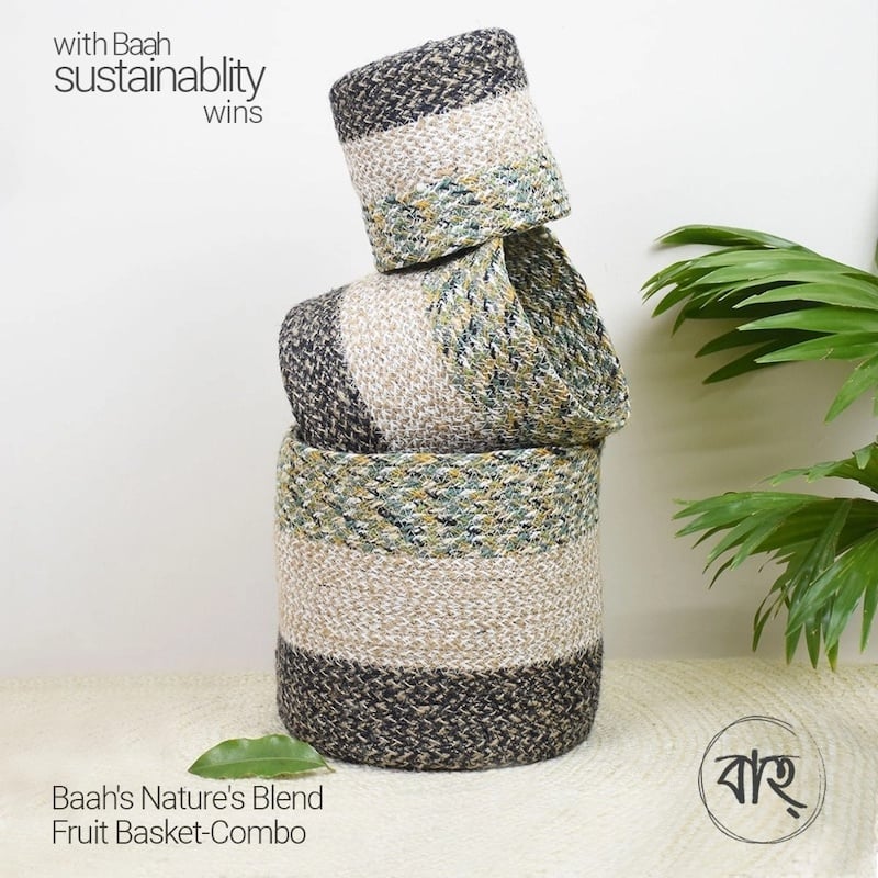 Picture of Baah’s Nature’s Blend Fruit Basket-Combo-Black