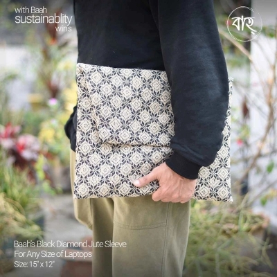 Picture of Baah's Black Diamond Jute Sleeve For Any Size of Laptops