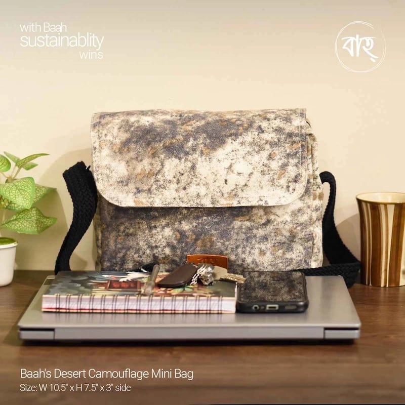 Picture of Baah's Desert Camouflage Mini Bag-10 Inch-Camouflage