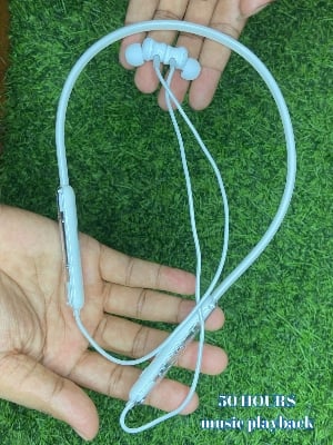 Picture of UiiSii R-05 Transparent neckband 50 Hours Music playback