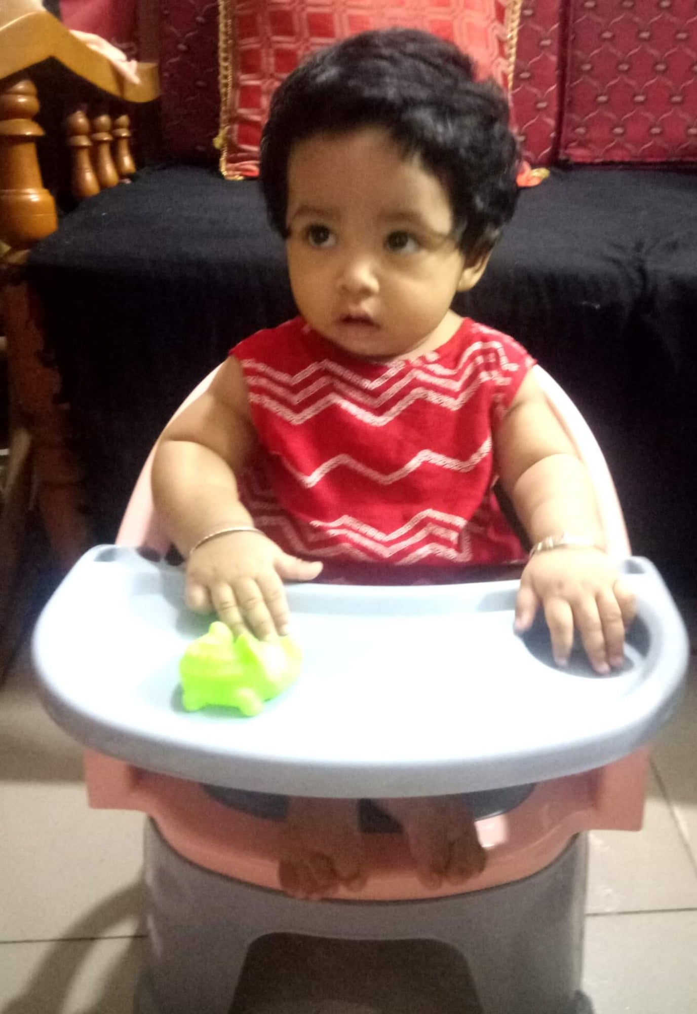 Picture of Comfortable Baby Plastic Feeding Chair Baby Chair Feeding Baby Chair - Pink