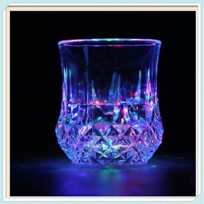Picture of RAINBOW COLOR CUP with color light - White