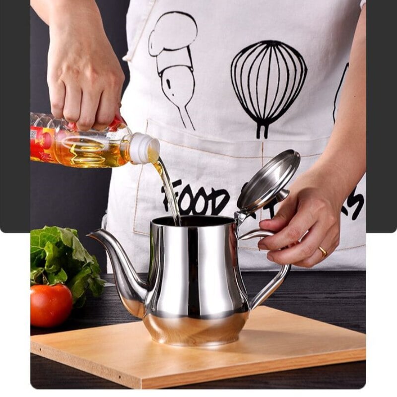 Picture of 700ml Stainless Steel Oil Tank Large Capacity Oil Bottle Kitchen Oil Filter Pot Soy Sauce Vinegar Container Coffee Pot - Silver - Int: One size