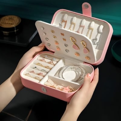 Picture of 1pcs Big Size Portable Jewelry Storage Box Travel Storage Organizer Jewelry Case Earrings Necklace Ring Jewelry Organizer