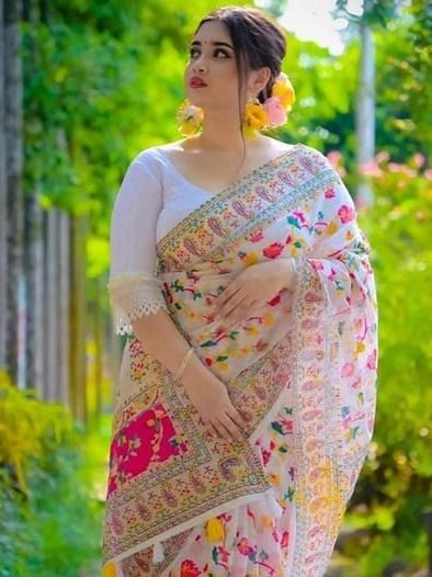 Picture of Half Silk Elegance Afsan Screen Print Saree for Women With Blouse Piece Fashionable and Comfortable - Suitable for Any Season - White - Int: One size