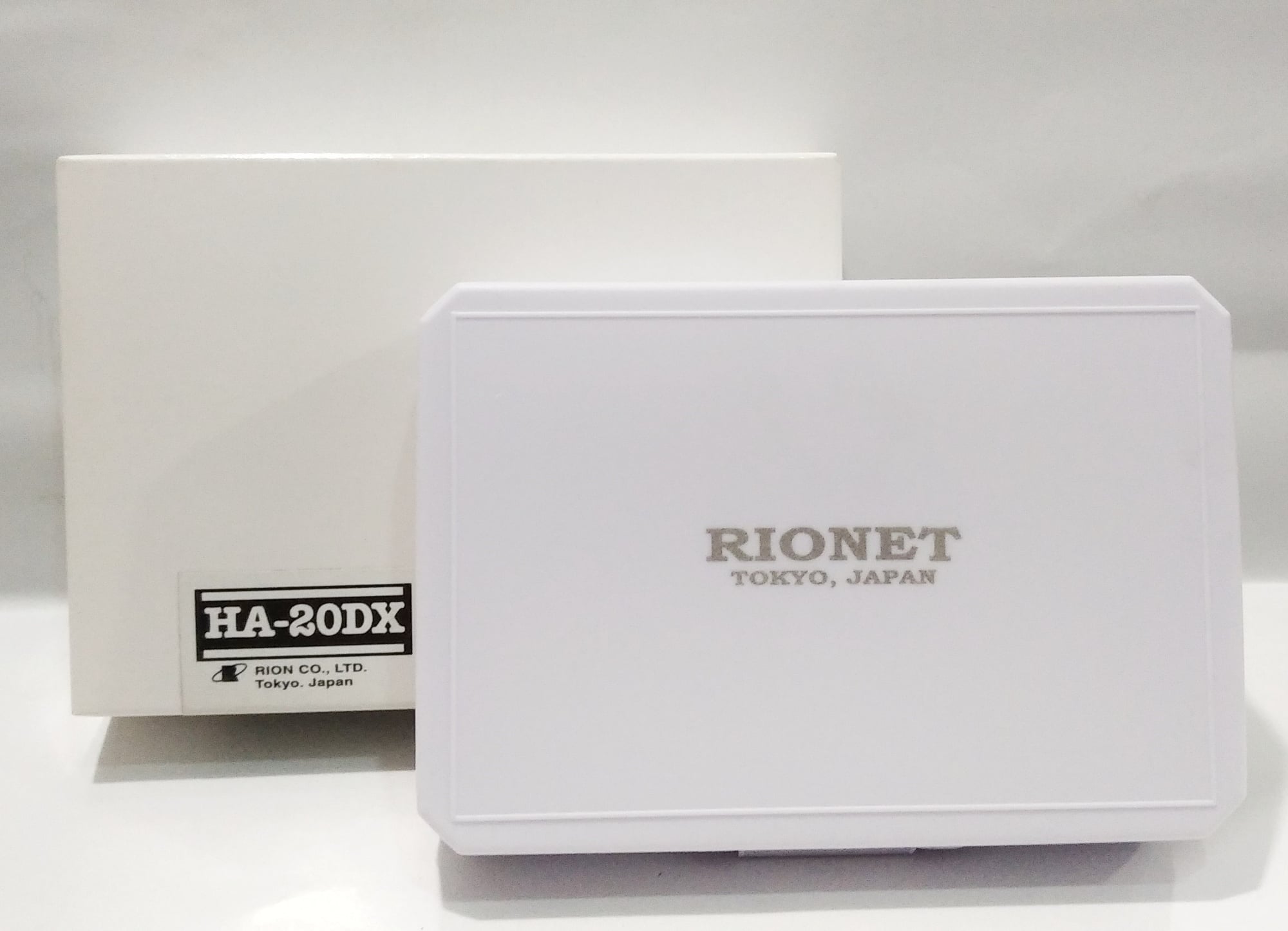 Picture of Rionet রিচার্জেবল হিয়ারিং এইড - White