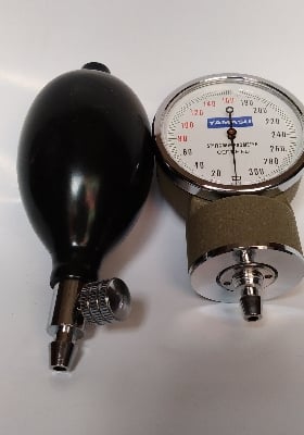 Picture of Yamasu Manual Blood Pressure Monitor Diastolic Sphygmomanometer Full Set