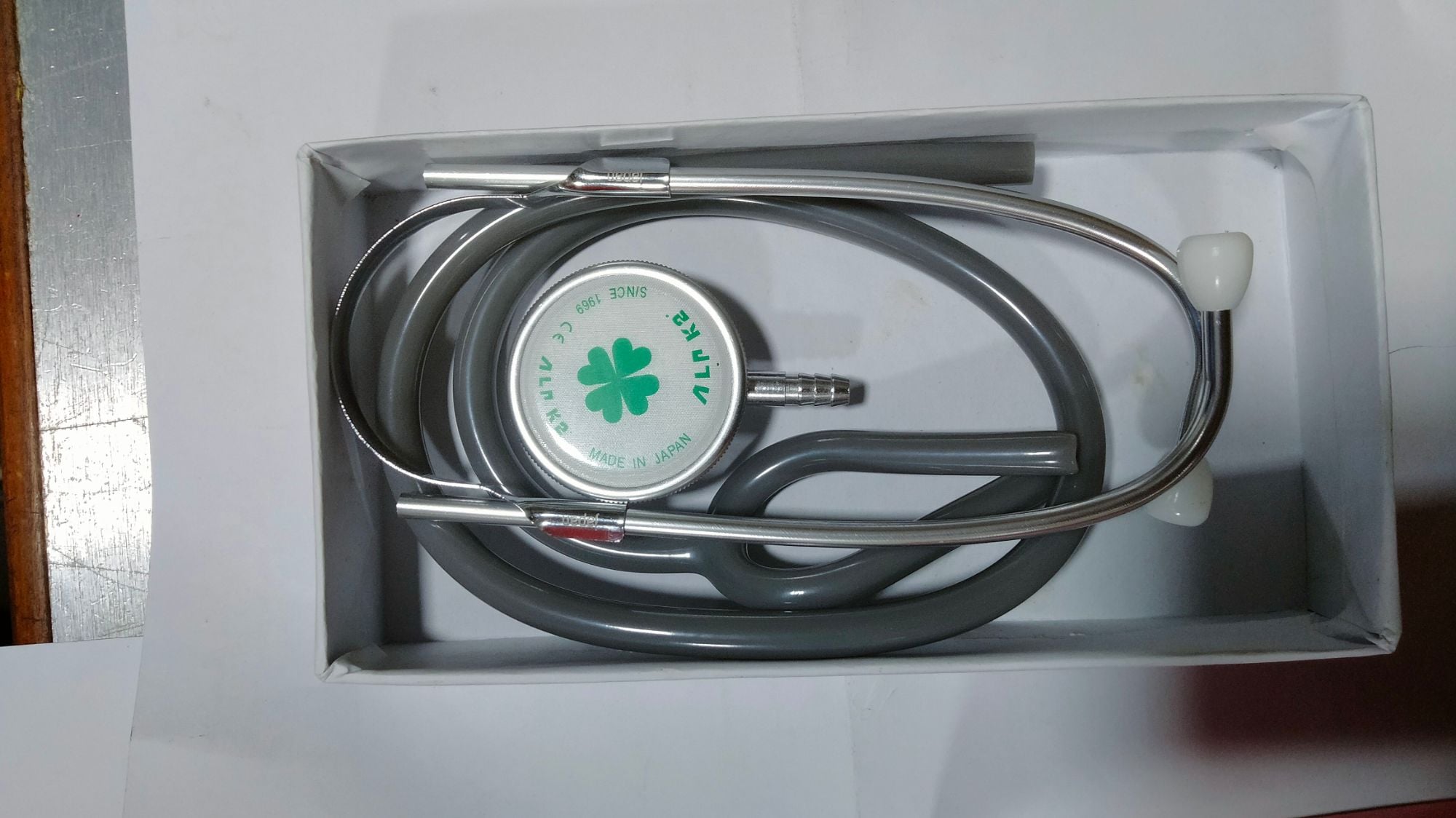 Picture of Stethoscope Superb (Medical Equipment, Stethoscope, Doctor Stethoscope, Health Instrument)