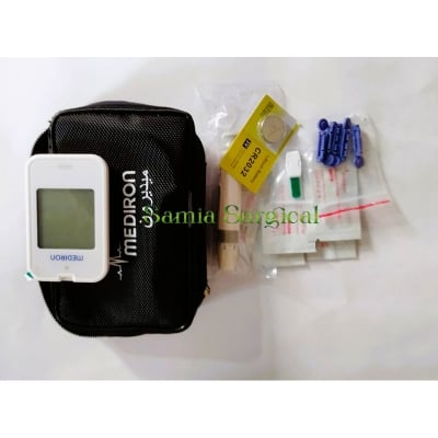 Picture of mediron Blood Glucose Monitoring System 1pcs - Hand