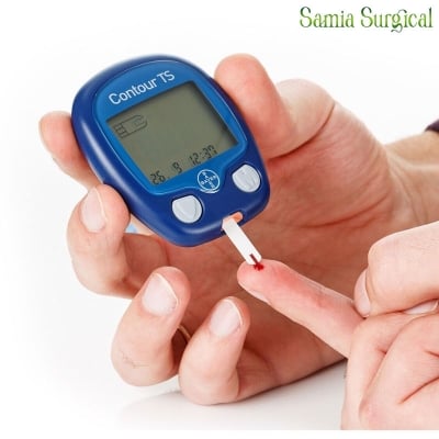 Picture of Contour TS Blood Glucose Monitoring System - Hand