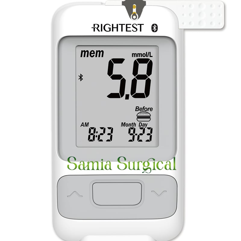 Picture of Rightest Glucose Meter  GM700 Bioname - Hand